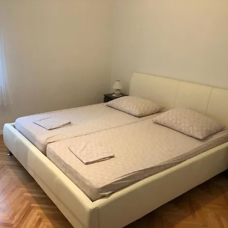 Sea View Manda Lägenhet *