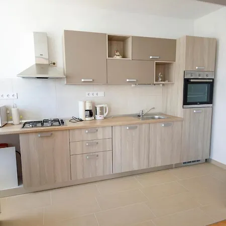 Apartment Sea View Manda Podstrana